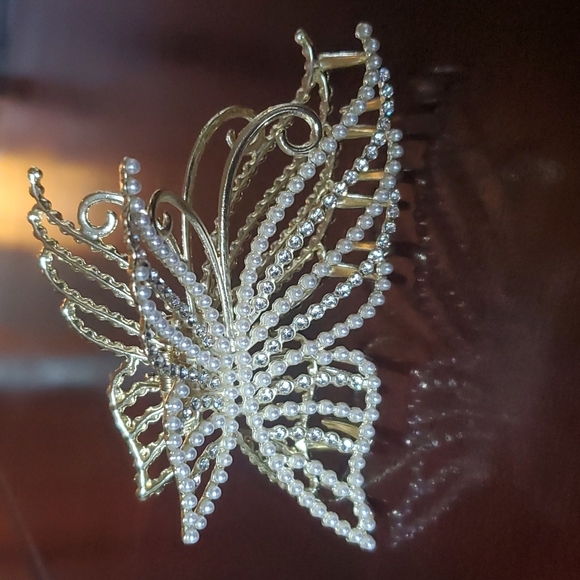 High quality metal butterfly hair clip - Picture 8 of 12